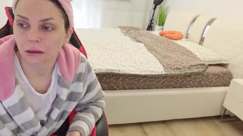 Snapshot of itsmebea chatting on March 21, 2026, 9:47 am Bea online show from March 21, 2026, 9:47 am