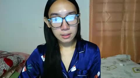 itsmehotqueen online show from February 19, 2026, 3:46 am
