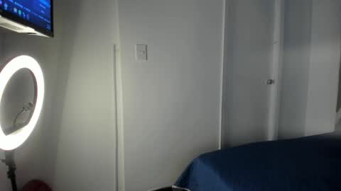 Snapshot of itsmoon_swt_ chatting on June 1, 2026, 6:09 pm Moon online show from June 1, 2026, 6:09 pm