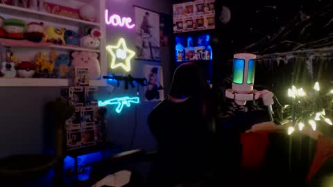 Nicki Foxx online show from January 22, 2025, 1:10 am