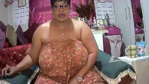 itumeleng74 online show from March 10, 2026, 5:45 am