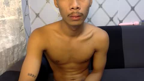 Snapshot of itzme_urboy chatting on April 4, 2026, 2:32 am itzme_urboy online show from April 4, 2026, 2:32 am