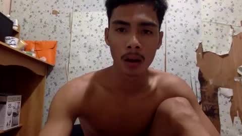 Snapshot of itzme_urboy chatting on May 11, 2026, 11:05 am itzme_urboy online show from May 11, 2026, 11:05 am