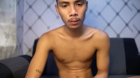 Snapshot of itzme_urboy chatting on May 13, 2026, 3:26 am itzme_urboy online show from May 13, 2026, 3:26 am