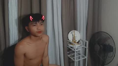 Snapshot of itzme_urhornyjerwin chatting on March 14, 2026, 12:17 am jerwin online show from March 14, 2026, 12:17 am