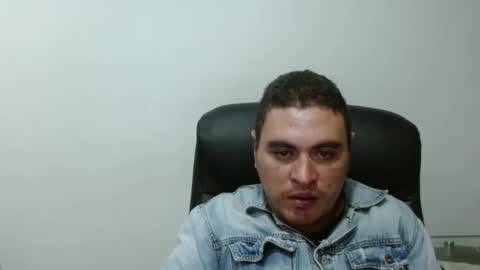 Snapshot of ivan_sexyx chatting on January 15, 2025, 7:05 am Ivan M online show from January 15, 2025, 7:05 am