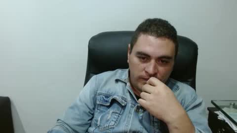 Snapshot of ivan_sexyx chatting on January 18, 2025, 9:34 am Ivan M online show from January 18, 2025, 9:34 am