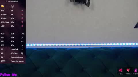 ivanacharm online show from October 19, 2025, 3:18 am