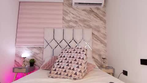 Snapshot of ivanna_vega_ chatting on January 9, 2026, 7:26 pm ivanna online show from January 9, 2026, 7:26 pm