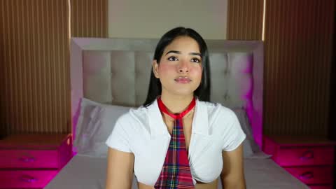 Snapshot of ivanna_yelena chatting on February 20, 2026, 1:46 am Ivanna online show from February 20, 2026, 1:46 am