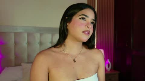 Snapshot of ivanna_yelena chatting on April 2, 2026, 12:19 am Ivanna online show from April 2, 2026, 12:19 am
