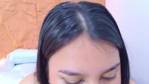 Ivanna online show from April 19, 2026, 4:45 am