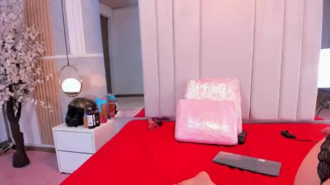 Snapshot of ivannabellini_ chatting on September 26, 2025, 1:59 pm online show from September 26, 2025, 1:59 pm