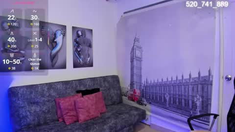 Dylan online show from November 18, 2025, 8:13 pm