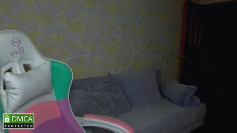 Snapshot of iveran_love1 chatting on September 16, 2025, 8:10 pm iveran online show from September 16, 2025, 8:10 pm