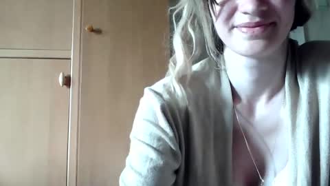 ivetta911 online show from July 20, 2026, 12:51 pm