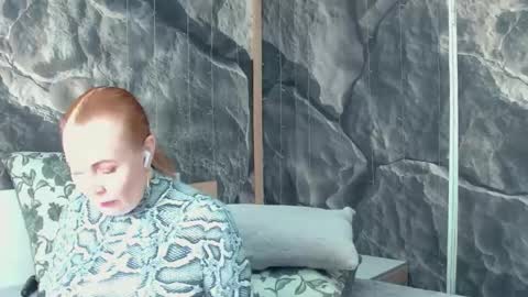 IrennaSplash online show from February 8, 2026, 6:17 am