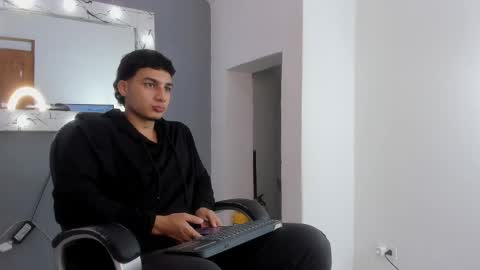 Ivo Beischel online show from September 26, 2025, 11:47 am