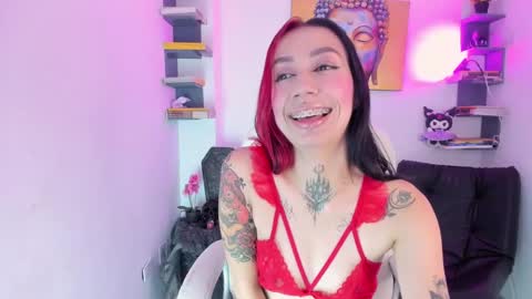 Ivonne  online show from November 1, 2025, 1:24 pm