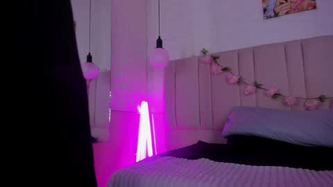 ivonne_valencia online show from May 5, 2026, 2:36 pm