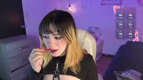 Snapshot of ivonny_sakura chatting on June 10, 2026, 11:31 am Ivonny online show from June 10, 2026, 11:31 am