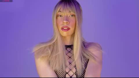 Ivonny online show from December 2, 2025, 3:23 am