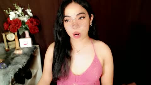 ivory_delight online show from May 27, 2026, 12:02 pm