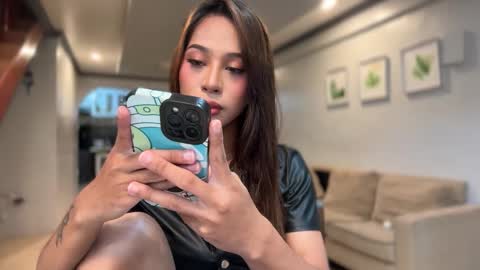 kirstenelsie online show from October 14, 2025, 1:50 am