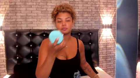 Snapshot of ivy_copper1 chatting on March 1, 2025, 9:59 pm Ig  ivycopper1  online show from March 1, 2025, 9:59 pm