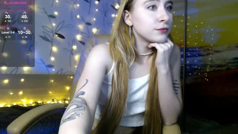 Snapshot of ivy_dean_ chatting on March 5, 2025, 10:43 pm Ivy online show from March 5, 2025, 10:43 pm