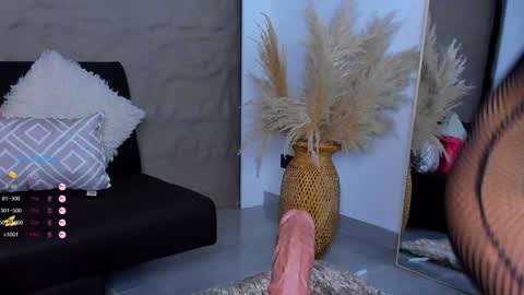 Daniela  online show from December 4, 2024, 6:33 am