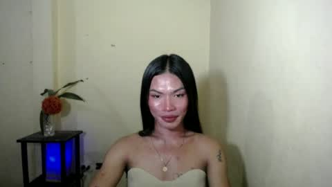 Snapshot of ivy_moorexoxo chatting on June 14, 2026, 6:59 am Ivy online show from June 14, 2026, 6:59 am