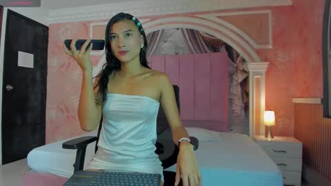 Snapshot of ivy_rae_xxx chatting on October 25, 2025, 9:31 pm Ivy Rae online show from October 25, 2025, 9:31 pm