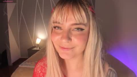 Pamela online show from November 17, 2025, 11:43 pm