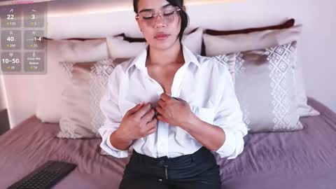 Snapshot of ivyellis chatting on February 21, 2026, 11:44 am ivyellis online show from February 21, 2026, 11:44 am