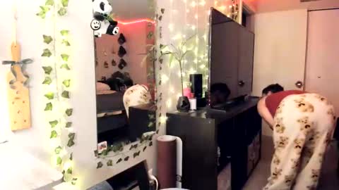 Ivy Heaven  Goddess  online show from February 18, 2026, 1:12 am