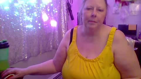 Snapshot of ivyjane3522 chatting on July 5, 2026, 1:01 am ivyjane3522 online show from July 5, 2026, 1:01 am
