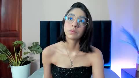 IvyJhonss online show from January 17, 2026, 12:21 pm