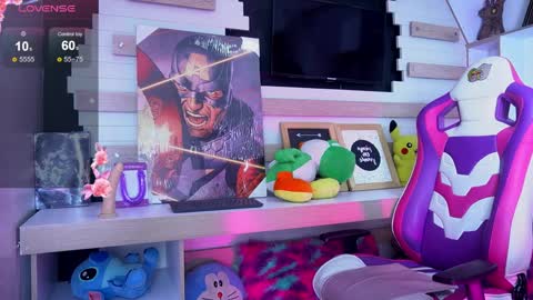 Snapshot of ivyluxe_ chatting on April 11, 2026, 4:17 am Ivy online show from April 11, 2026, 4:17 am