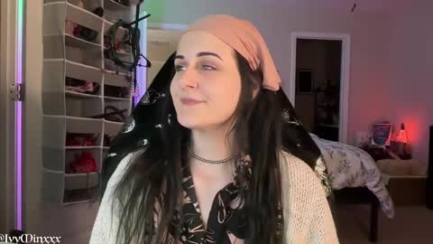 Ivy Minxxx online show from February 19, 2025, 1:29 am