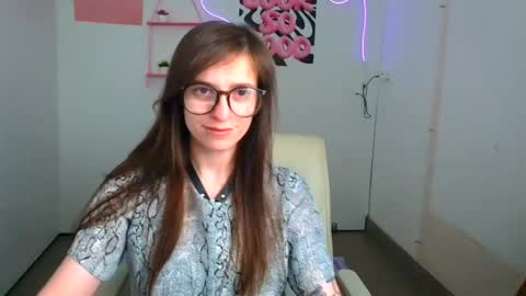 Ivy online show from June 19, 2026, 10:46 pm