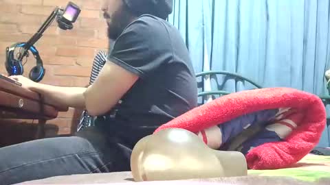 iwanturarse online show from October 3, 2025, 5:26 am