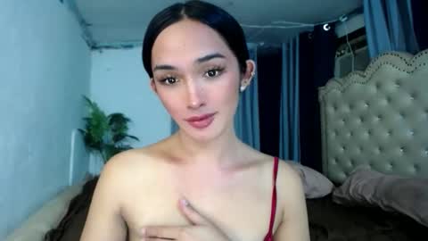 iwillcum4u_ online show from December 17, 2025, 1:06 pm