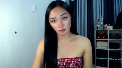 iwillcum4u_ online show from August 4, 2026, 2:52 pm