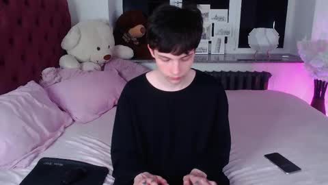 Maxim online show from March 16, 2026, 5:50 pm