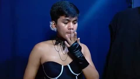 iya143 online show from November 26, 2025, 11:28 pm