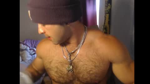 izak144 online show from May 28, 2026, 10:18 pm