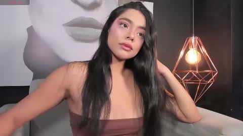 Izan Thorne online show from July 19, 2026, 1:59 pm