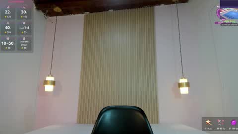 izelevans online show from February 23, 2026, 12:24 pm