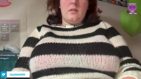 Snapshot of izzyishottttt chatting on November 1, 2025, 7:16 pm izzyishottttt online show from November 1, 2025, 7:16 pm